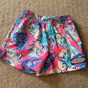Vineyard Vines Swim Trunks. Sz 3T.  Excellent condition.